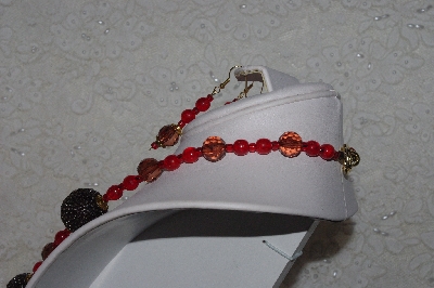 +MBAHB #00015-8878  "One Of A Kind Red & Brown Bead Necklace & Earring Set"