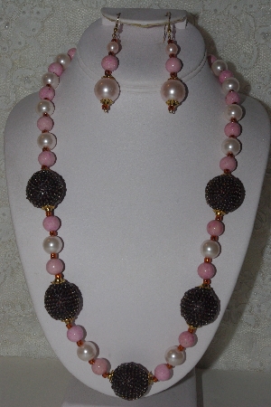 +MBAHB #00015-8914  "One Of A Kind Pink,Cream & Black Bead Necklace & Earring Set"