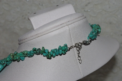 +MBAMG #00016-0159   "Howlite & Turquoise Bead Necklace"