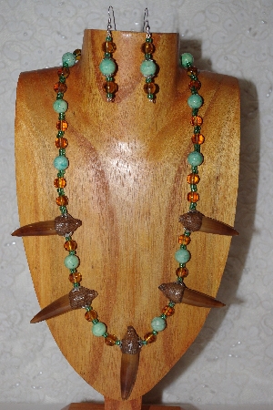 +MBAAC #02-9725  "Valley Oak Acorn Beads,Green & Honey Bead Necklace & Earring Set"