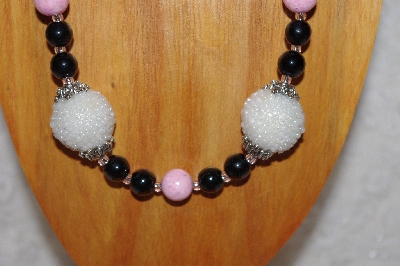 +MBAAC #02-9868  "Pearl White Hand Made Cluster Beads,Pink & Black Bead Necklace & Earring Set"