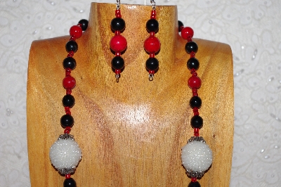 +MBAAC #02-9888  "Pearl White Seed Bead Cluster Beads, Red & Black Bead Necklace & Earring Set"