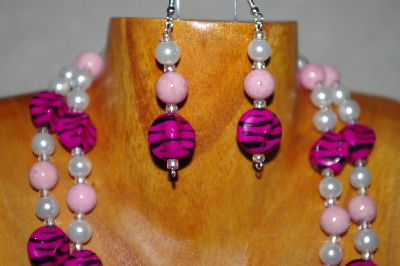 +MBADS #001-559  "Pink & White Bead Double Strand Necklace & Earring Set"
