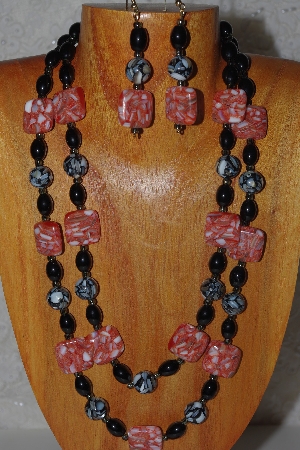 +MBADS #04-863  "Red & Black Bead Necklace & Earring Set"