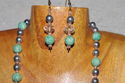 +MBADS #04-937  "Green, Grey & Clear Bead Necklace & Earring Set"