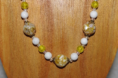 +MBADS #04-917  "Quartzite & Yellow Bead Necklace & Earring Set"