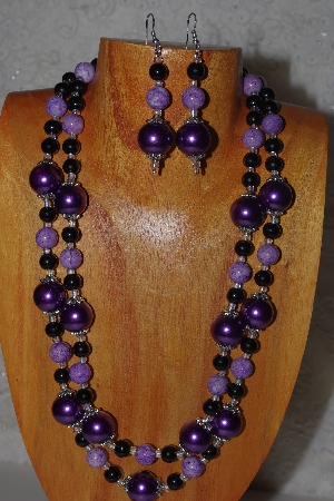 +MBADS #05-0061  "Purple & Black Bead Necklace & Earring Set"