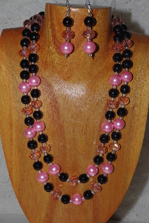+MBADS #05-0088  "Pink & Black Bead Necklace & Earring Set"