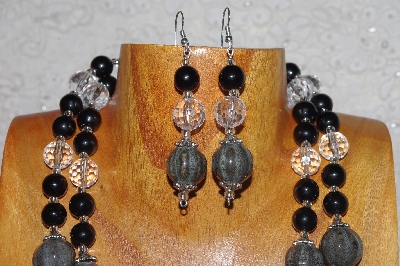 +MBADS #05-0007  "Grey, Black & Clear Bead Necklace & Earring Set"