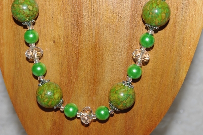 +MBASS #0003-226  "Green & Clear Bead Necklace & Earring Set"