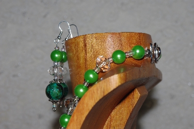 +MBASS #0003-237  "Green & Clear Bead Necklace & Earring Set"