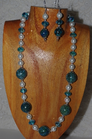 +MBASS #0003-231  "Green, Blue & White Bead Necklace & Earring Set"