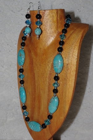 +MBASS #0003-0130  "Blue & Black Bead Necklace & Earring Set"