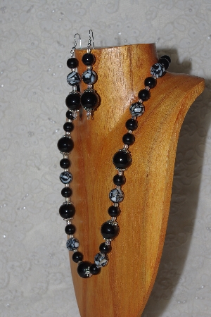 +MBASS #0003-0147  "Black Bead Necklace & Earring Set"