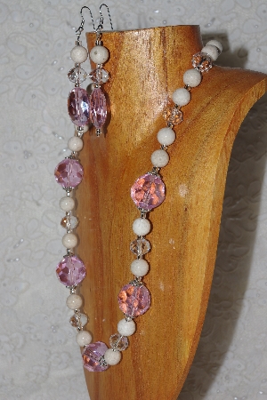 +MBAHB #58-115    "Pink,White & Clear Bead Necklace & Earring Set"