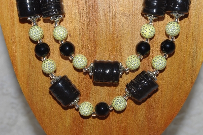 +MBAHB #58-0184  "Yellow & Black Bead Necklace & Earring Set"