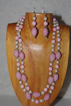 +MBAHB #58-0203  "Pink & White Bead Necklace & Earring Set"