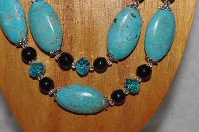 +MBAHB #58-0212  "Blue & Black Bead Necklace & Earring Set"