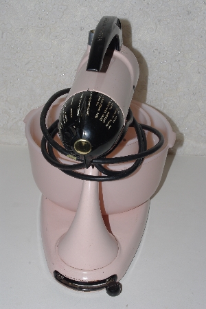 +MBAVG #101-194  "Vintage Pink SunBeam Mixmaster 10 Speed Mixer"
