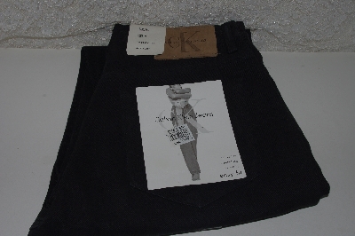+MBAMG #100-0074   "Size 9- 32" Inseam   "Older 1990's Ladies Black Calvin Klein Jeans"