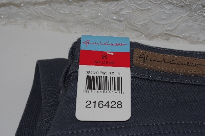 +MBAMG #100-0121   "Size 8 Medium 32" Long "1990's Ladies Gloria Vanderbilt Grey Jeans"