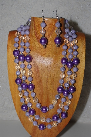 +MBAMG #100-0207  "Lavender & Clear Bead Necklace & Earring Set"