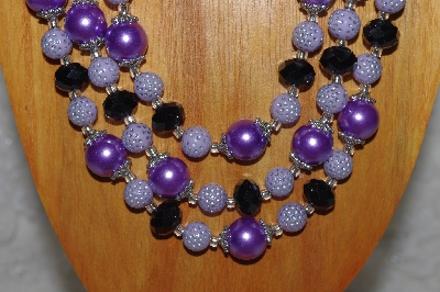+MBAMG #100-0220  "Lavender & Black Bead Necklace & Earring Set"