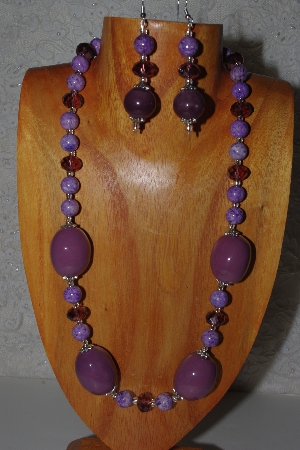 +MBAMG #100-0238  "Purple Bead Necklace & Earring Set"