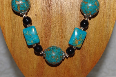 +MBAMG #100-0255  "Blue & Black Bead Necklace & Earring Set"