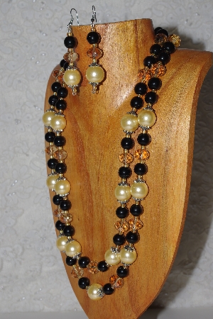 +MBAMG #100-0288  "Gold & Black Bead Necklace & Earring Set"
