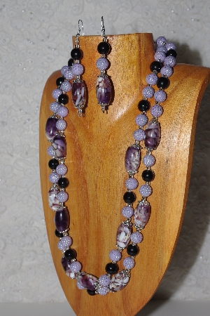 +MBAMG #100-0304  "Purple & Black Bead Necklace & Earring Set"