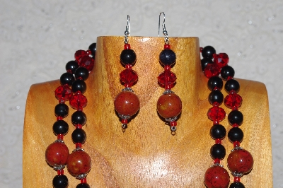 +MBAMG #100-0349  "Red & Black Bead Necklace & Earring Set"