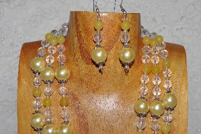 +MBAHB #033-0163  "Yellow Jade & Mixed Bead Necklace & Earring Set"