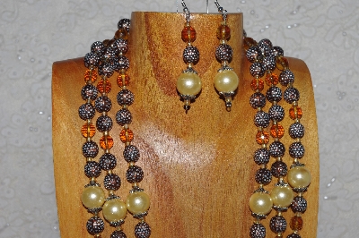 +MBAHB #033-0086   "Golden Shell Pearls & Mixed Bead Necklace & Earring Set"