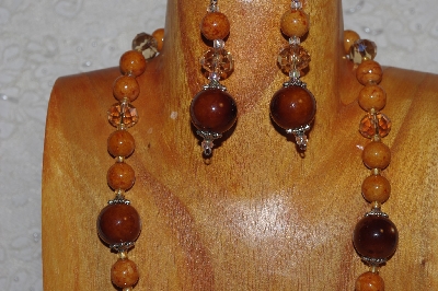 +MBAHB #033-254  "Brown Porcelain & Mixed Bead Necklace & Earring Set"