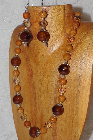 +MBAHB #033-254  "Brown Porcelain & Mixed Bead Necklace & Earring Set"