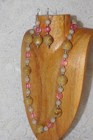 +MBAHB #033-199  "Honey Porcelain & Mixed Bead Necklace & Earring Set"