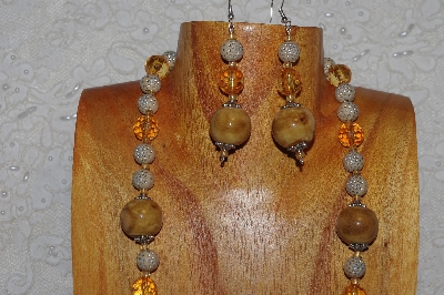 +MBAHB #033-187  "Honey Porcelain & Mixed Bead Necklace & Earring Set"