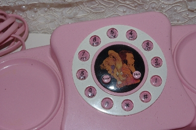 +MBAMG #S99-0093  "2002 Pink Pincess Barbie Phone"