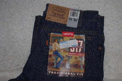 +MBACF #598-0075 "Mens Levi's 517  Size 34x30 Traditional Fit Boot Cut Jeans"