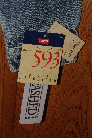 +MBAVF #598-0022  "Levi's 593 Oversized Whitewashed Denim Jacket" 