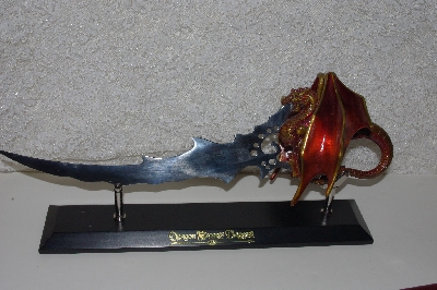 +MBAMG #999-0092  "Noble Collection The Dragon Flame Dagger With Stand"
