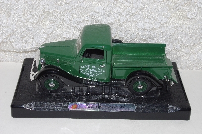 +MBACF #999-0001    "1937 Green Diecast Ford Truck"