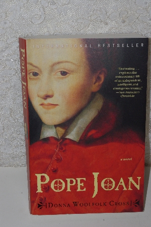 +MBACF #B-0011  "2009 Pope Joan By Donna Woolfolk Cross Pre-Owned Paperback"