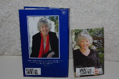 +MBACF #B-0076 "Set Of 2 Sue Grafton Pre-Owned Books"
