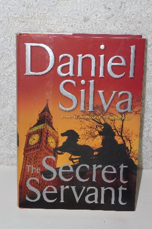 +MBACF #B-0013  "2007 The Secret Servant By Daniel Silva Hardcover"