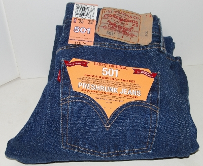 +MBAJ #502-0018 Size 28x34" Long   "Levi DK Blue 501 Preshrunk Jeans"