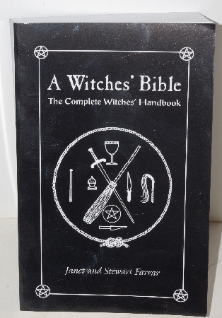 +MBAM #421-0130  "A Witches Bible"  By Janet & Stewart Farrar/ Paperback