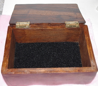 +MBA #1616-338  "Beautiful Hand Carved Rose Wood Bear Jewelry Box"