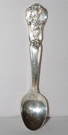 MBA #1919-0022  "1978 South Dakota  Sterling Franklin Mint Mini Spoon"
